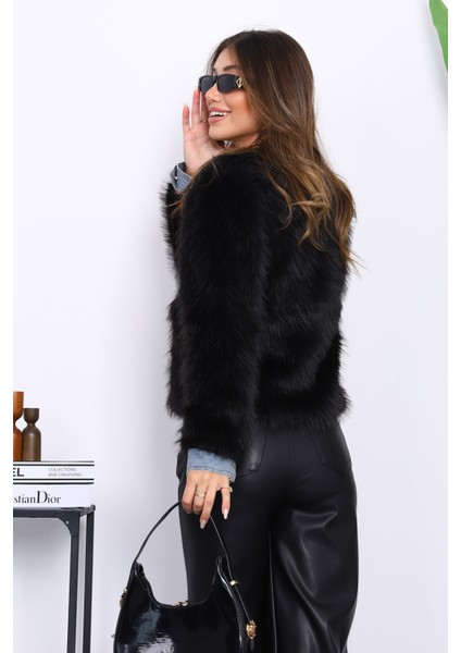 Siyah Kot Detaylı Cepli Kürk Ceket fırsatları