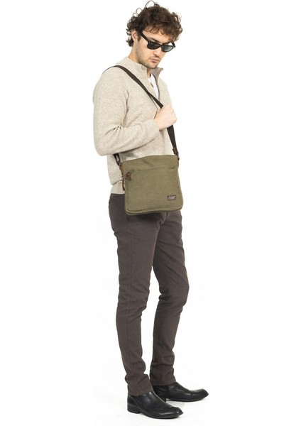 Omuz Askılı Çok Gözlü Kanvas Postacı Çantası Haki