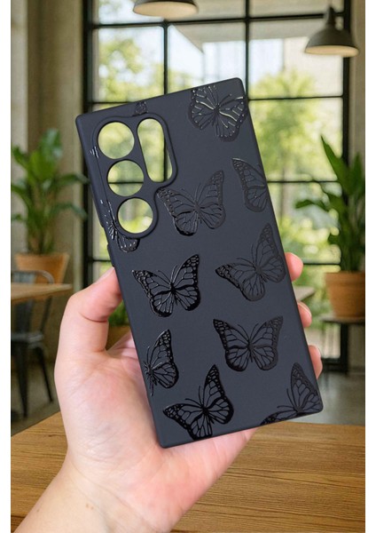 Galaxy S24 Ultra Uyumlu-Si̇yah Kelebek Desenli̇ Silikon Darbe Emici Klasik Korumalı Rubber Kılıf