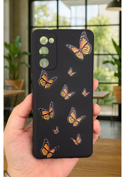 Samsung Galaxy S20 Fe - Turuncu Kelebek Desenli Silikon Darbe Emici Klasik Korumalı Rubber Kılıf fiyatları