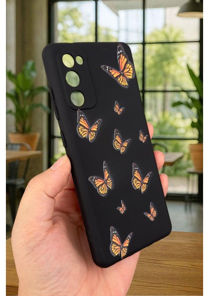 Samsung Galaxy S20 Fe - Turuncu Kelebek Desenli Silikon Darbe Emici Klasik Korumalı Rubber Kılıf fırsatları