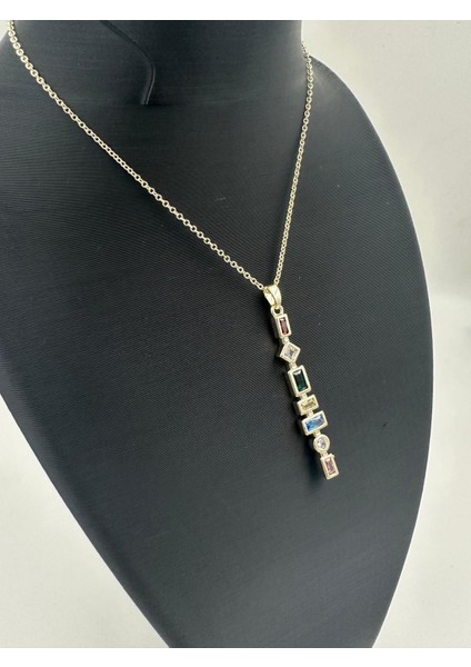 Gold Renk 7 Taşlı Zarif Çelik Kolye – Işıltılı ve Şık Tasarım fiyatları