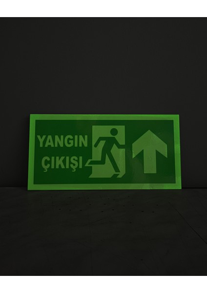 Yangın Çıkış Uyarı Levhası Yukarı Ok Lümen Folyo Fosforlu 24X12 cm fiyatları