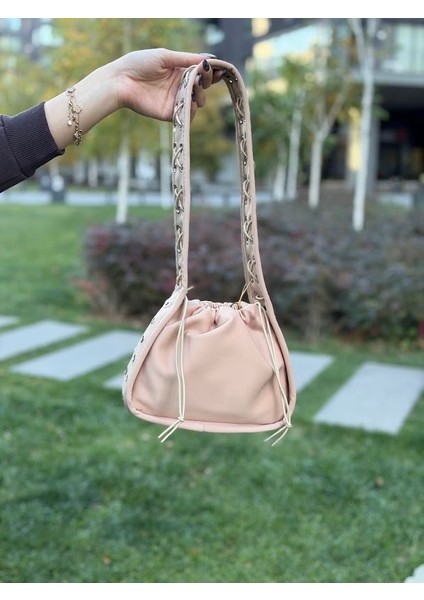 Paraşüt Kumaş Büzgülü Kapama Çanta