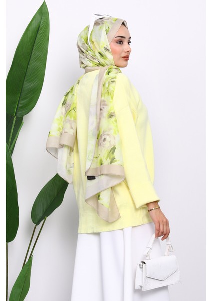 Sarı Bisiklet Yaka Yumuşak Dokulu Oversize Triko Kazak fırsatları