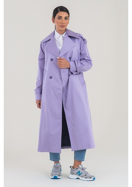 Şık Taş Rengi Düğmeli Trençkot – Rahat ve Modern Kesim