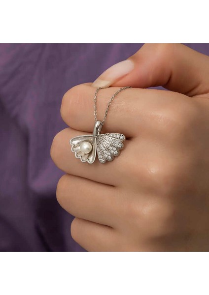 Gümüş İncili İstiridye Bayan Kolye