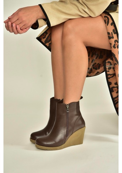 V361196809 Kahverengi Dolgu Topuklu Kadın Bot modelleri