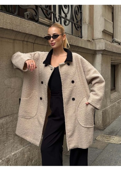 Düğmeli Polo Yaka Şık Manto