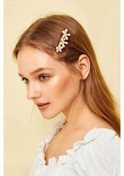 Kadın Incili Çiçek Metal Toka