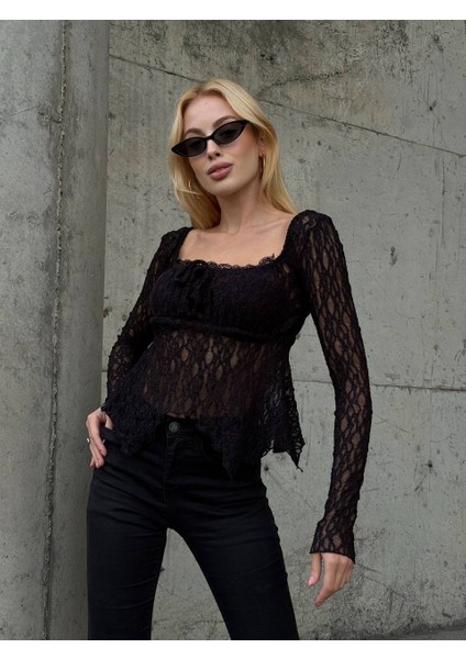 Ekru Peplum Etek Ucu Fırfırlı Güpür Bluz Uzun Kol Bağlama Detaylı Kare Yaka Şık Bluz fiyatları