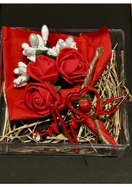 Minik Buket ve Broş Doktor ,hemşire Hediyelik Mari Flowers fiyatları