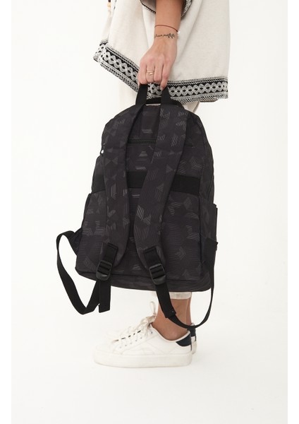 Sanmorris Glc Unisex 3060 Suya Dayanıklı Orta Boy Krinkıl Kumaş Çok Gözlü Siyah Laptop Okul ve Seyahat Sırt Çantası indirimleri