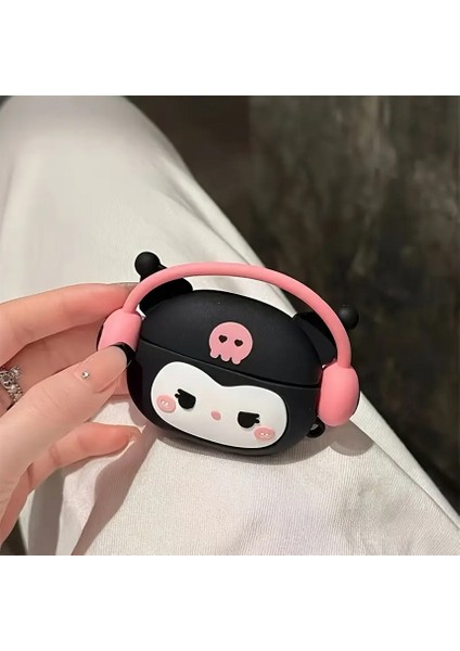 Airpods Pro 3. Nesil Uyumlu Sevimli Pembe Kulaklıklı Kuromi Figürlü Darbe Önleyici Kulaklık Koruma Kılıfı modelleri
