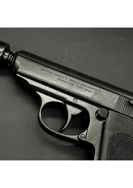 Walther Ppk Susturuculu Dekoratif Maket Tabanca, 1:1 Ölçek James Bond Koleksiyon Modeli (Denix) fiyatları