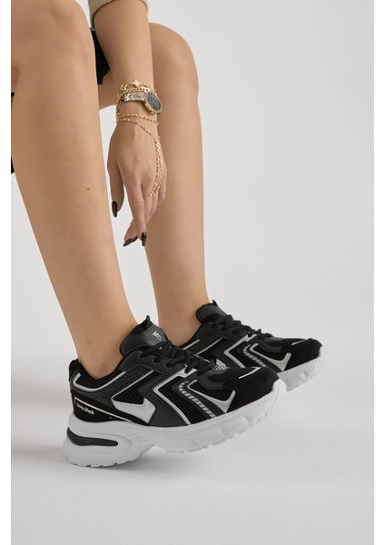 Kadın Siyah Beyaz Kalın Hafif Faylon Taban File Detaylı Bağcıklı Spor Ayakkabı