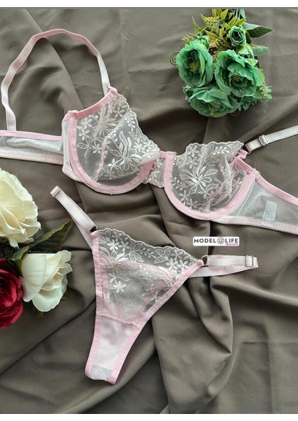 PEMBE Çiçekli Brode BALENLİ BRA Sütyen Iç Çamaşırı Tanga Takımı PUDRA fırsatları