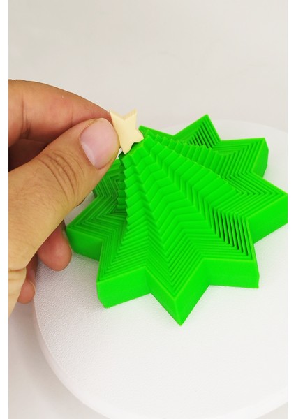 Yılbaşı Hareketli Çam Ağacı Model Süs ve Dekoru fiyatları