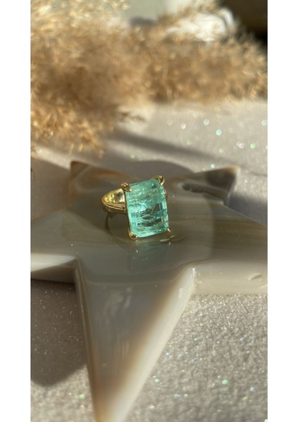 Rodyum Kaplama Su Yeşili Paraiba Taşlı Büyük Dikdörtgen Model 925 Ayar Gümüş Yüzük