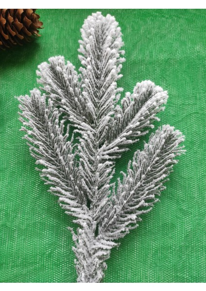 Yılbaşı Karlı Çam Dalı Ithal Gerçek Görünümlü 1 Adet fırsatları