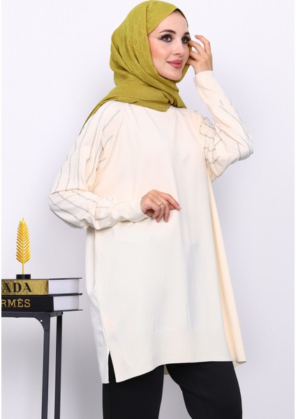 Krem Bisiklet Yaka Taşlı Triko Tunik modelleri