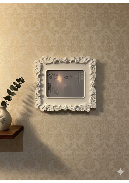 Vintage Barok Beyaz Oymalı Dekoratif Çerçeve