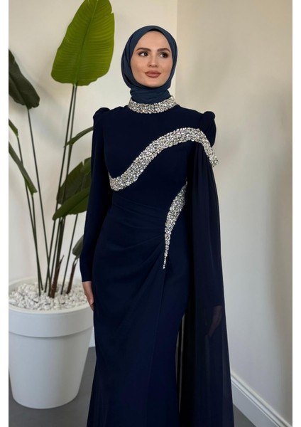 Feriha Yandan Pelerinli Taşlı Özel Tasarım Abiye Lacivert modelleri