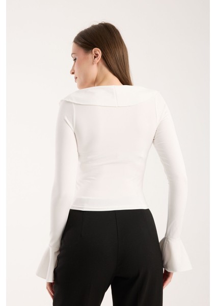 Kadın Volanlı Bluz indirimleri