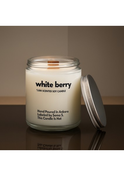 : White Berry : Cam Kavanozda Kokulu %100 Soya Mum (Böğürtlen, Sedir, Vetiver, Defne Yaprağı)