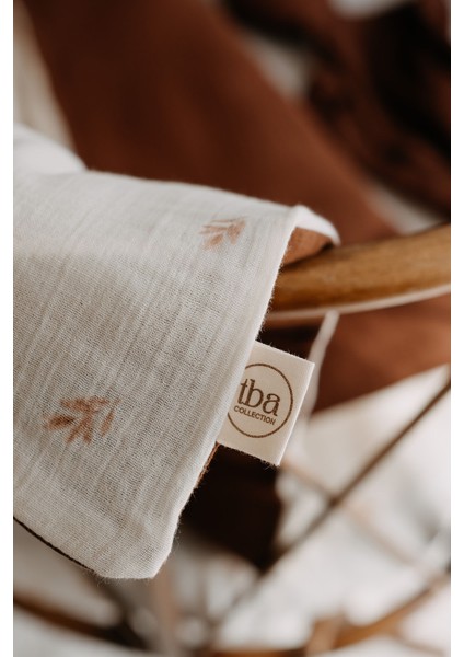 Park Yatak Müslin Nevresim Takımı (80X110) | Simple Brown Leaves