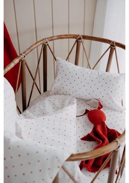 Park Yatak Nevresim Takımı (80X110) | Red Dots fırsatları