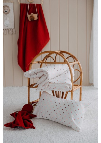 Park Yatak Nevresim Takımı (80X110) | Red Dots