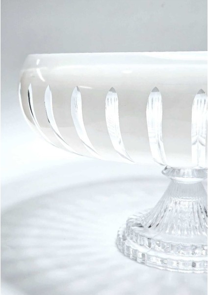 El Yapımı Kesme Kristal Vertical Desen 28 cm Dekoratif Sunumluk Ayaklı Sofra Sunum Kasesi fırsatları