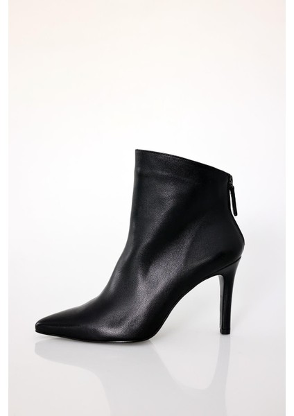 Siyah Arkadan Fermuarlı Sivri Burun Bot 25408