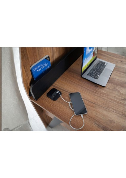 Pera Yazı Tahtalı Çalışma Masası modelleri