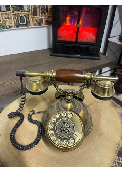 Retro Antika Çevirmeli Telefon