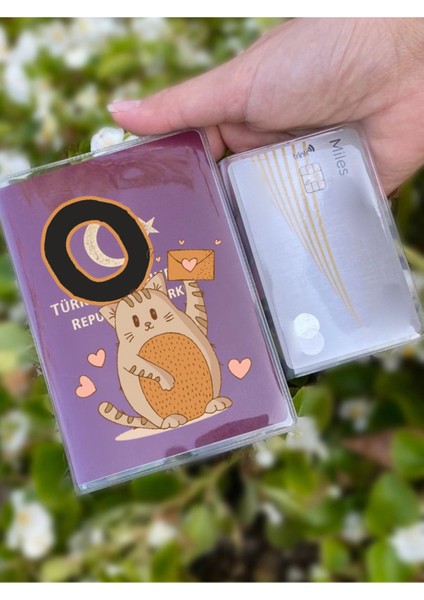 Kedili O Harfi Desenli Universal Şeffaf Pasaport Kılıfı Model Tüm Ülke Pasaportlarına Uygun