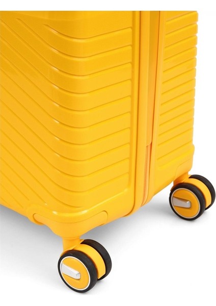 Dayanıklı Makyaj Çantası ve Tsa Şifreli 4'lü Kırılmaz Valiz Seti: Şıklık ve Güvenlik Bir Arada