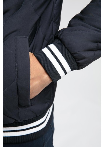 Dashawn Erkek Kapüşonlu Mont Lacivert