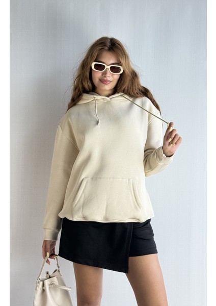 Kadın Kapüşonlu Kanguru Cepli Oversize Sweatshirt