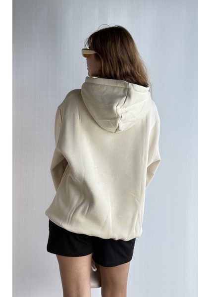 Kadın Kapüşonlu Kanguru Cepli Oversize Sweatshirt