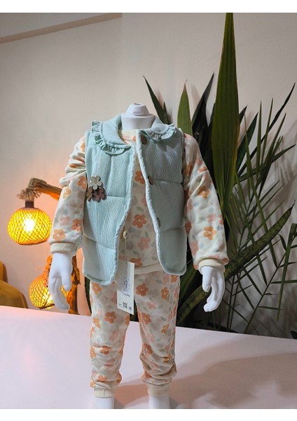 Kız Bebek Çiçek Desenli Üçlü Takım (Omuzdan Çıtçıtlısweatshirt+Fitilli Yelek+Pantolon) fiyatları