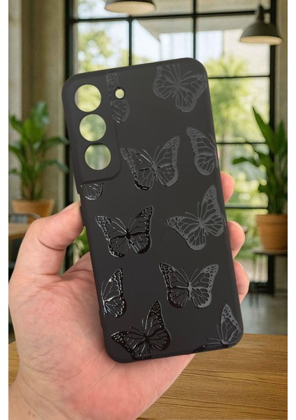 Samsung Galaxy S21 Fe - Siyah Kelebek Desenli Silikon Darbe Emici Klasik Korumalı Rubber Kılıf