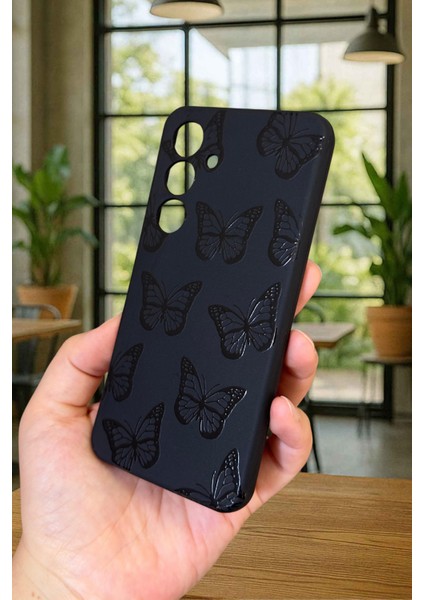 Samsung Galaxy S24 - Siyah Kelebek Desenli Silikon Darbe Emici Klasik Korumalı Rubber Kılıf fırsatları