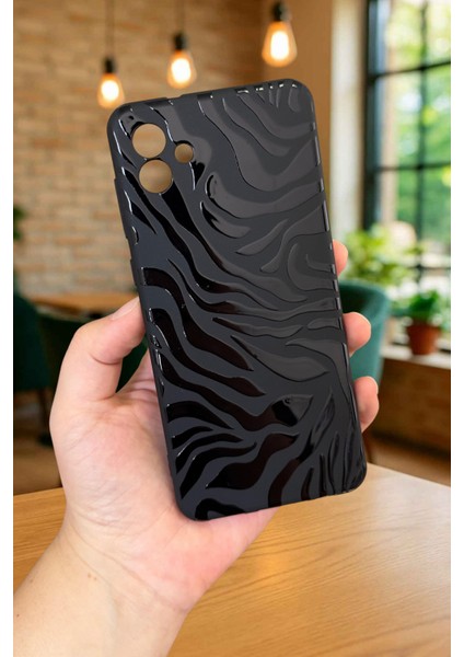 Samsung Galaxy A04 - Zebra Desenli Silikon Darbe Emici Klasik Korumalı Rubber Kılıf