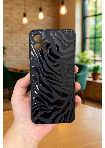 Samsung Galaxy A04 - Zebra Desenli Silikon Darbe Emici Klasik Korumalı Rubber Kılıf fiyatları