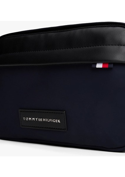 Erkek Traş Çanta AM0AM13746DW6 modelleri