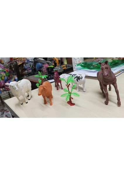 Plastik Çiftlik Hayvanları Oyuncak At Koyun Inek Tay 7 Parça