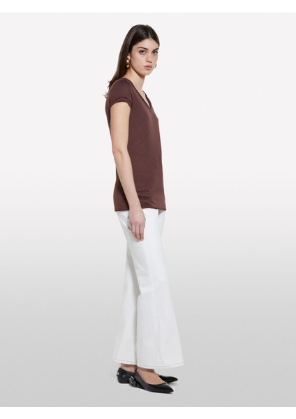 Pamuk Modal Karışımlı Normal Kalıp V Yaka Slub T-Shirt Kadın Kahverengi T-Shirt - 325P3TNHL4007 fırsatları