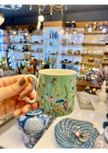 Jungle Mint Yeşili Çiçekli Kupa